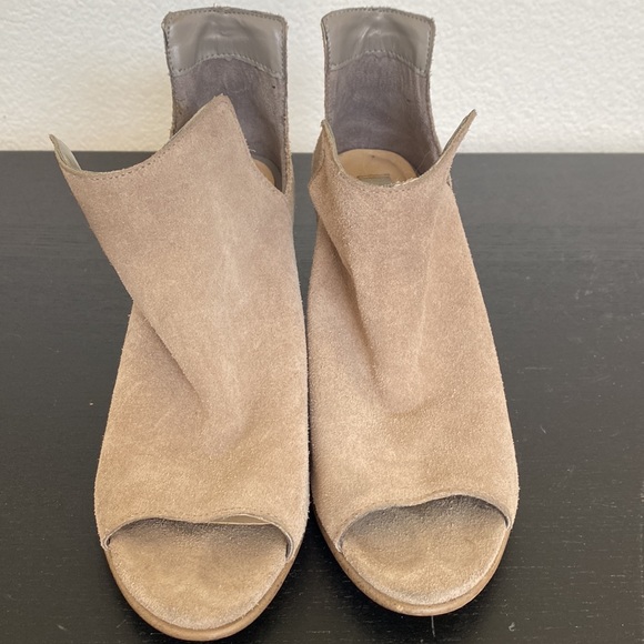 Steve Madden booties-8 - Picture 3 of 4